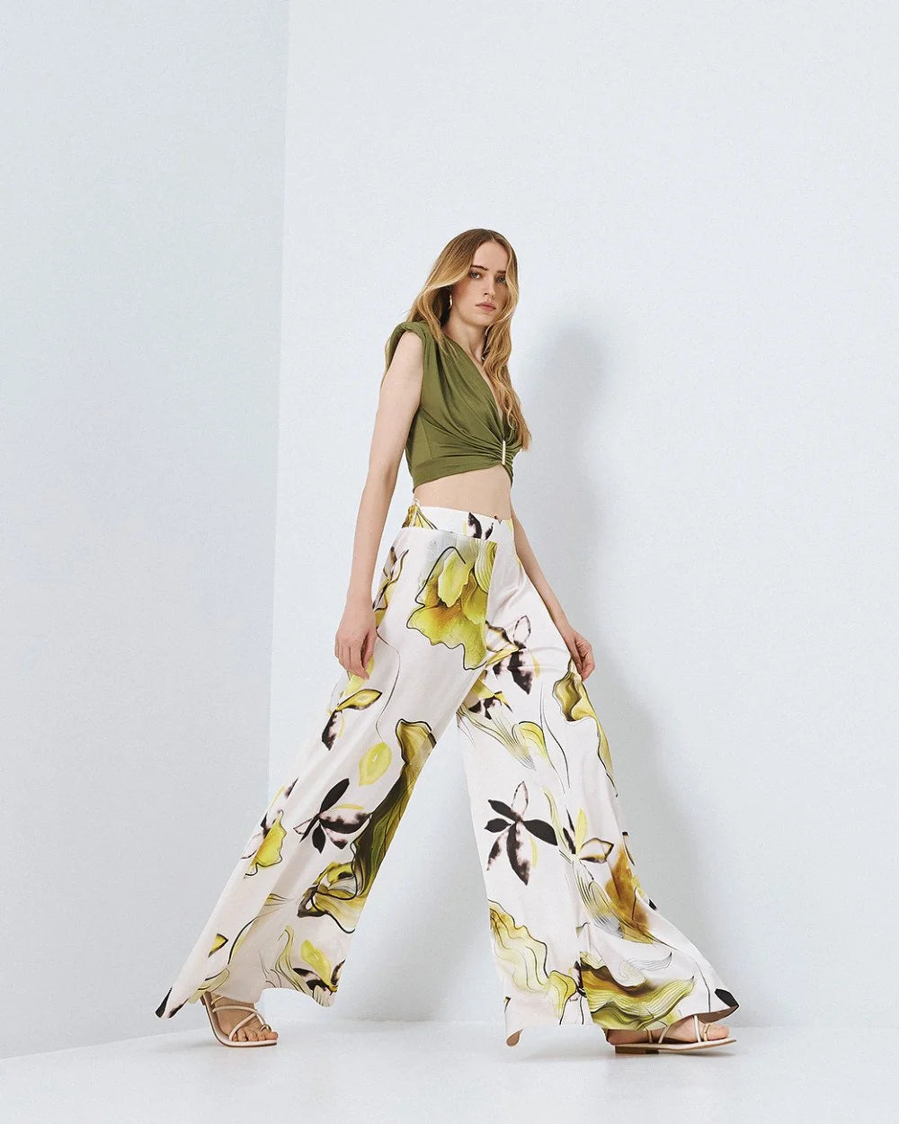 Access Abstract Patterned Wide Leg Satin Trousers