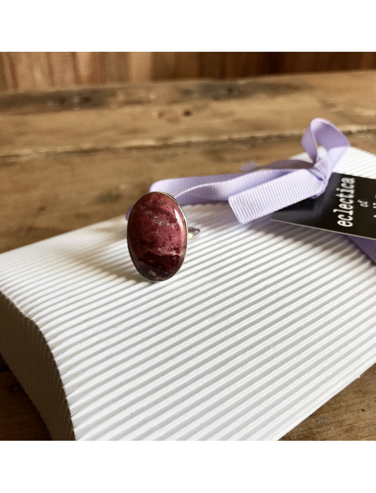 Thulite Oval Ring