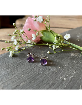 Amethyst Round Faceted Studs