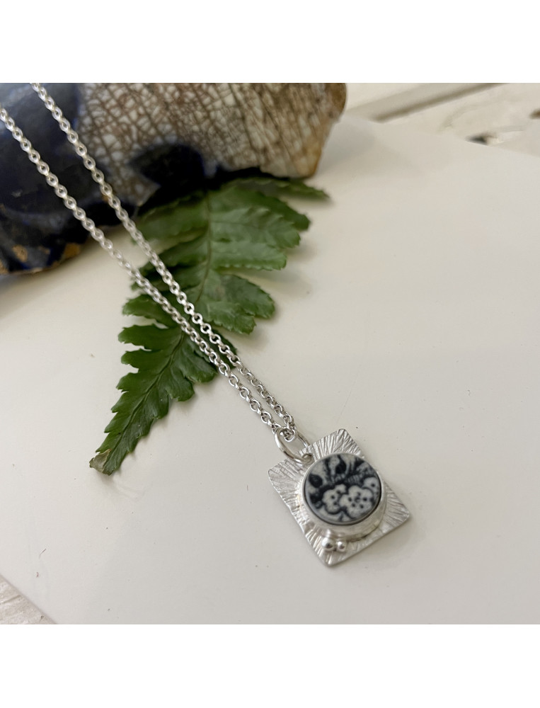 Unearthed Black & White Blossoms Pendant Necklace
