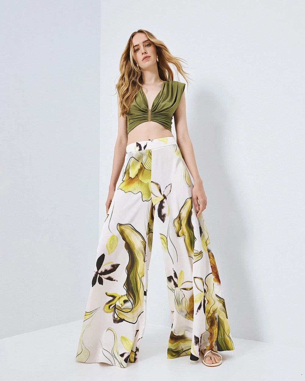 Access Abstract Patterned Wide Leg Satin Trousers
