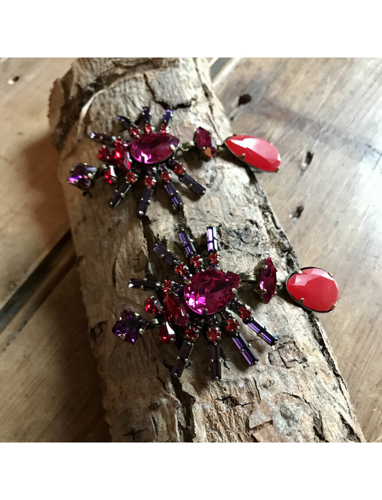 Konplott Red Spider Daisy Earrings