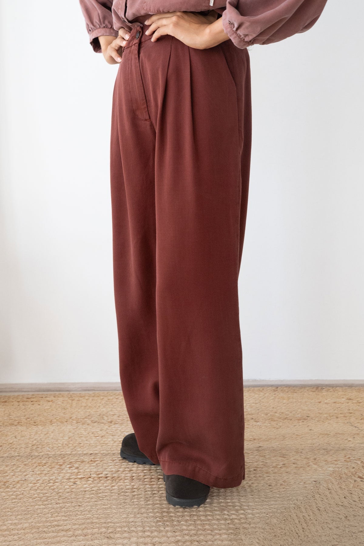 Two Thirds Mesquida Wine Red Trousers